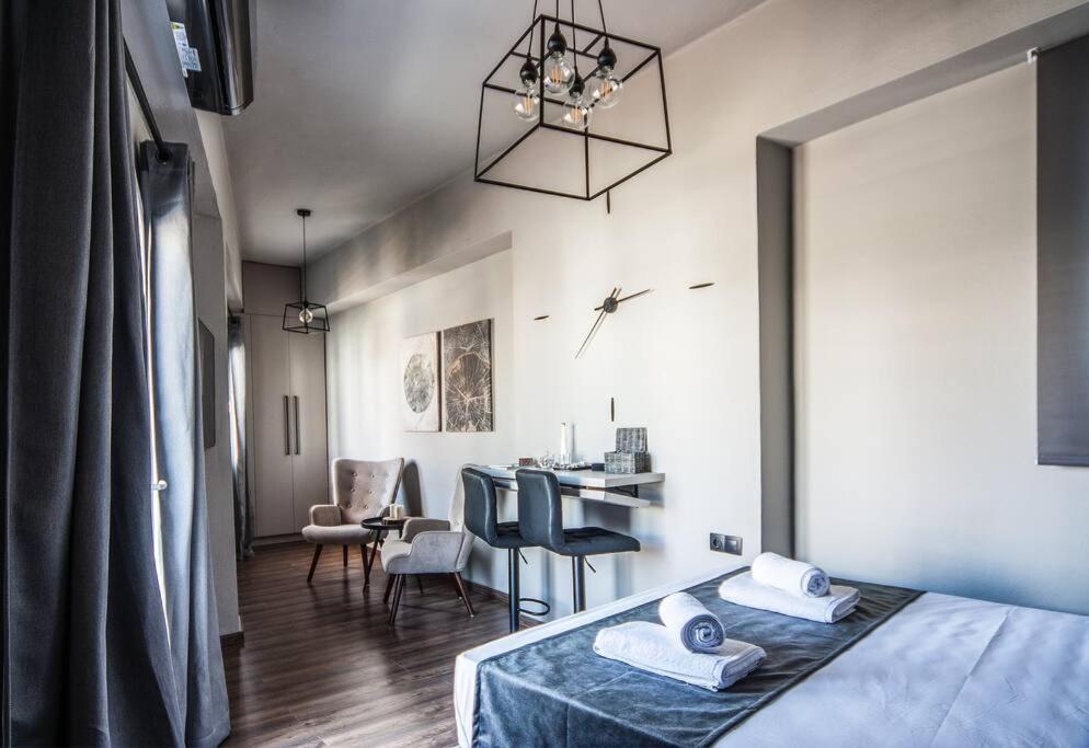 City Four Lions B Apartment Heraklion  Exterior photo